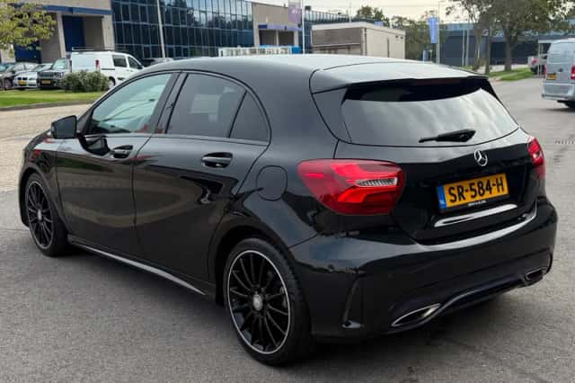 Mercedes-Benz A-Klasse (2016) thumbnail 4