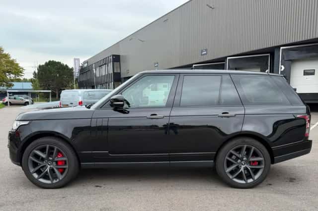 Land Rover Range Rover (2013) thumbnail 3