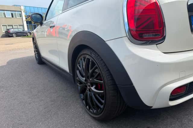 MINI John Cooper Works (2014) thumbnail 5