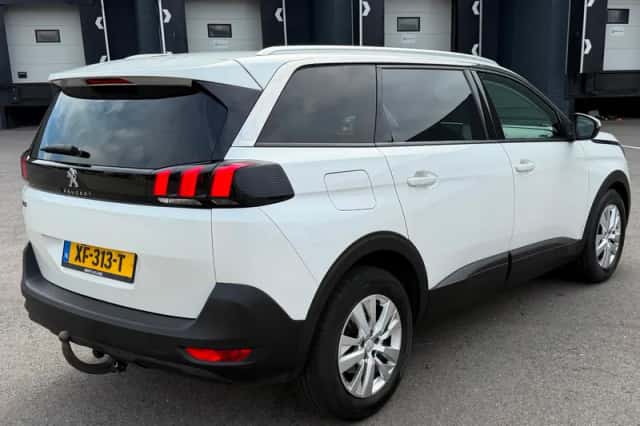 Peugeot 5008 (2019) thumbnail 6