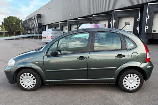 Citroën C3 (2008) thumbnail 3