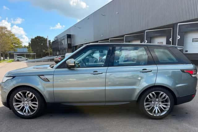 Land Rover Range Rover Sport (2013) thumbnail 3