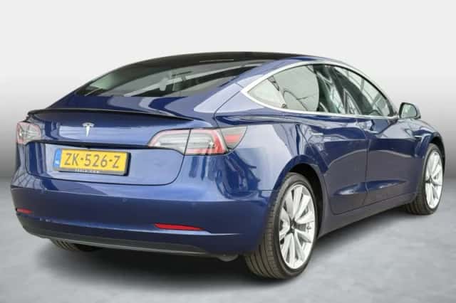 Tesla Model 3 (2019) thumbnail 5