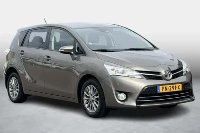 Toyota Verso (2017) thumbnail 4