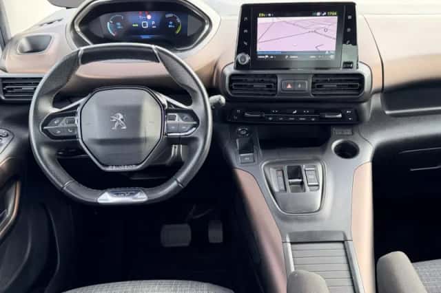 Peugeot E-Rifter (2021) thumbnail 4
