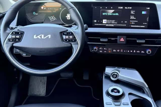 Kia EV6 (2022) thumbnail 4