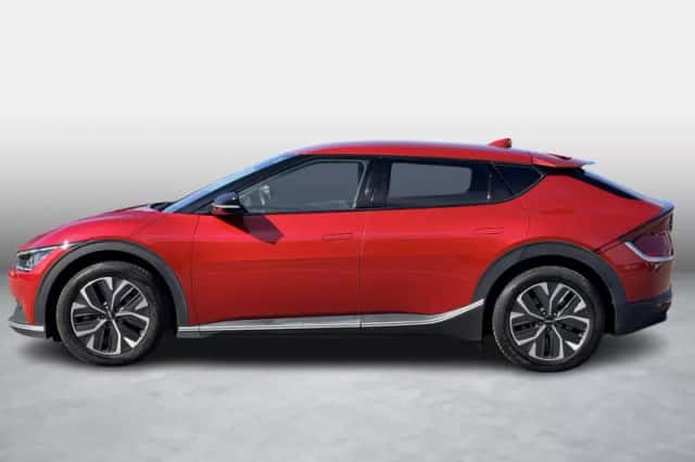 Kia EV6 (2022) thumbnail 6