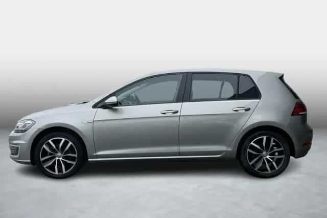 Volkswagen E-Golf (2020) thumbnail 6