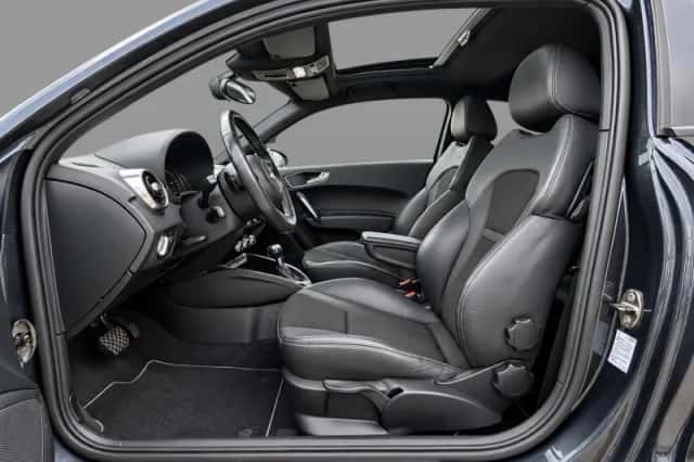 Audi A1 (2011) thumbnail 6