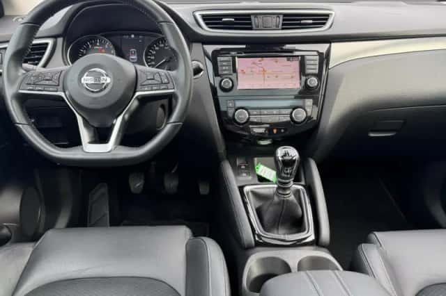 Nissan Qashqai (2020) thumbnail 3