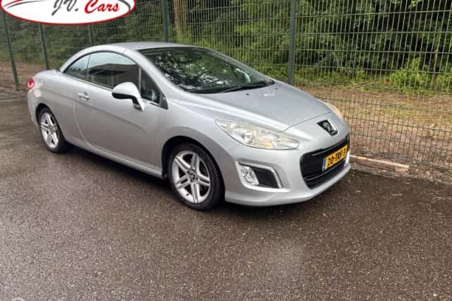 Peugeot 308 (2012) thumbnail 2