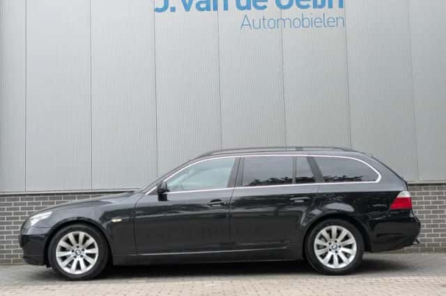 BMW 5-Serie (2009) thumbnail 3