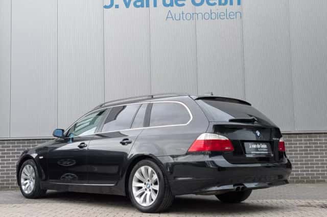 BMW 5-Serie (2009) thumbnail 4