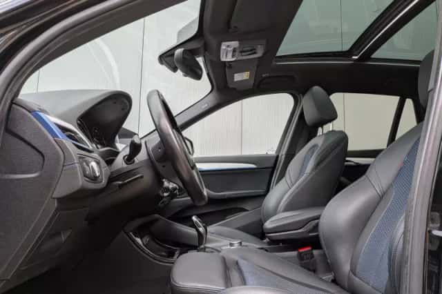 BMW X1 (2020) thumbnail 2