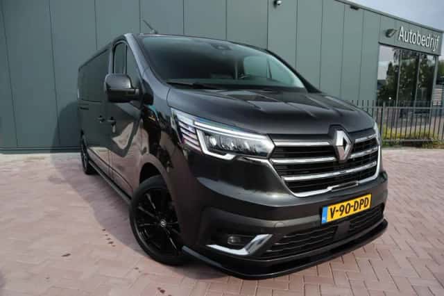 Renault Trafic (2024) thumbnail 2