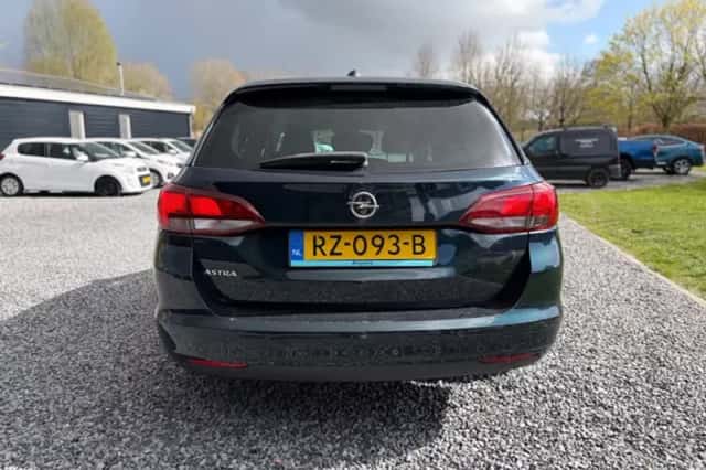 Opel Astra (2018) thumbnail 5