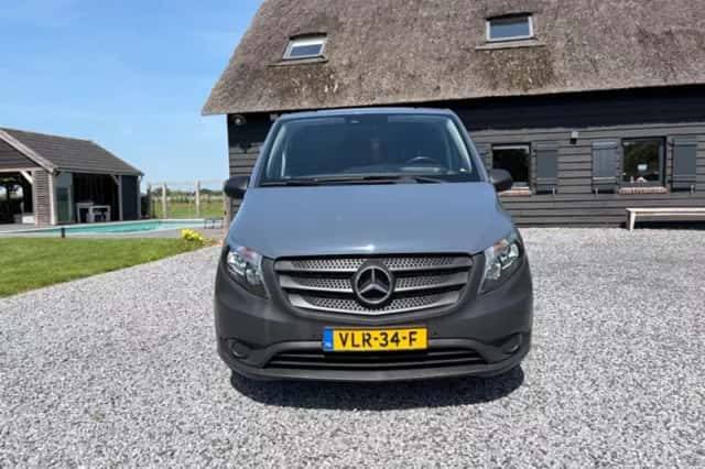 Mercedes-Benz Vito (2020) thumbnail 2
