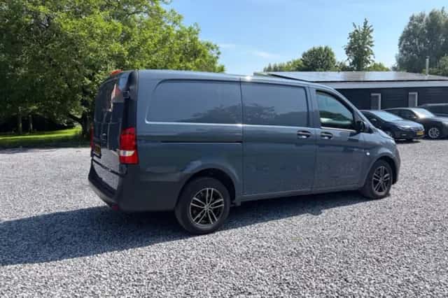 Mercedes-Benz Vito (2020) thumbnail 3