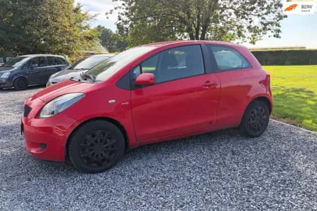 Toyota Yaris (2007) thumbnail 1