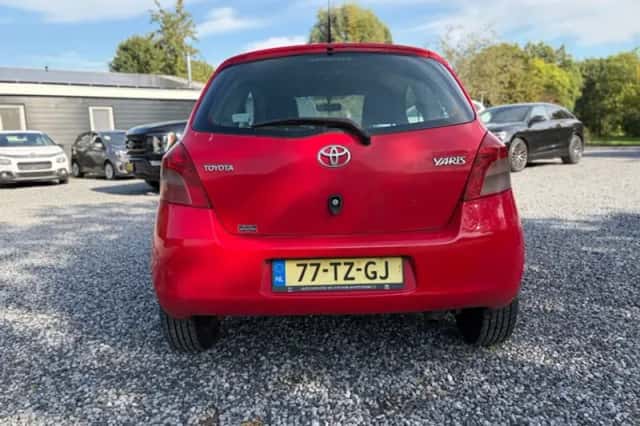 Toyota Yaris (2007) thumbnail 5