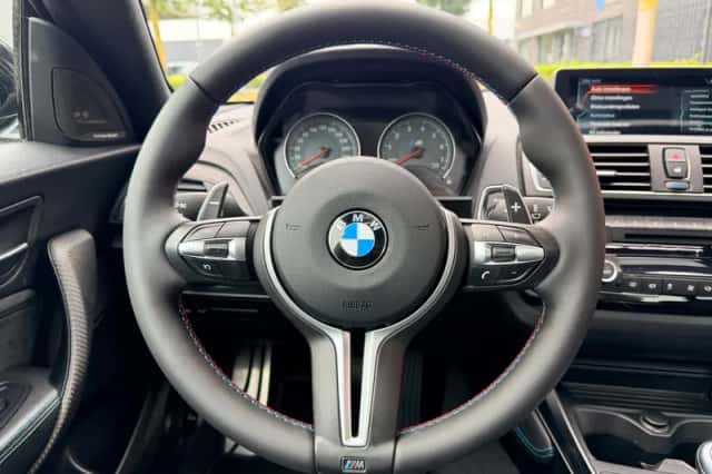 BMW M2 (2017) thumbnail 4