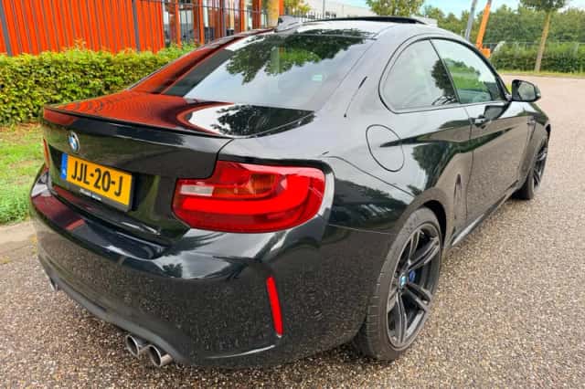 BMW M2 (2017) thumbnail 6
