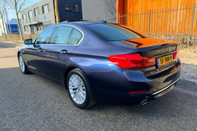 BMW 5-Serie (2018) thumbnail 2