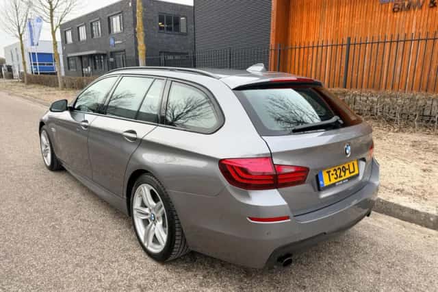BMW 5-Serie (2015) thumbnail 2