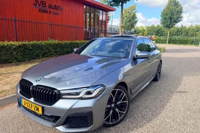 BMW 5-Serie (2020) thumbnail 1