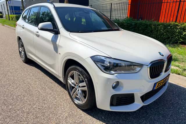 BMW X1 (2018) thumbnail 6