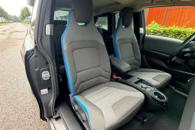BMW i3 (2022) thumbnail 3