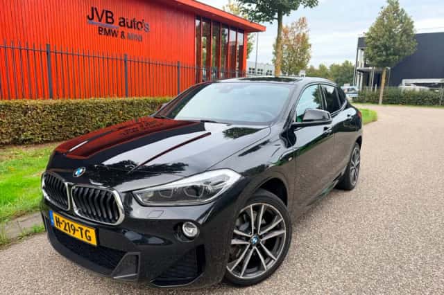 BMW X2 (2019) thumbnail 1