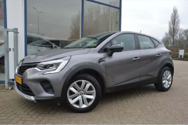 Renault Captur (2021) thumbnail 1