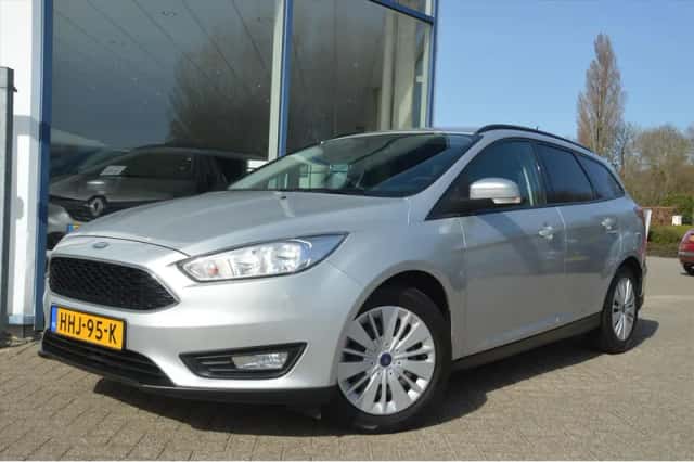 Ford Focus (2018) thumbnail 1