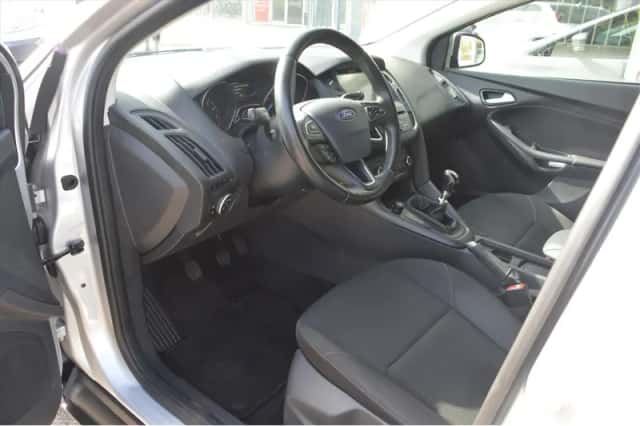 Ford Focus (2018) thumbnail 6