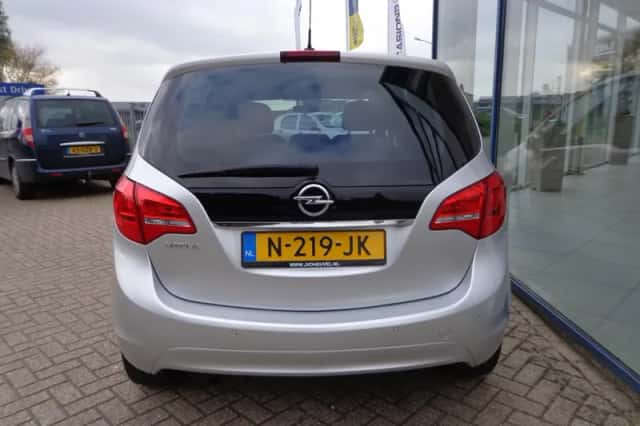 Opel Meriva (2015) thumbnail 5