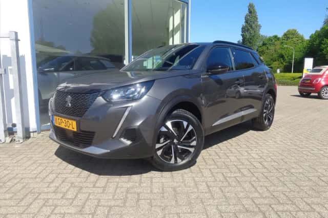 Peugeot 2008 (2023) thumbnail 1