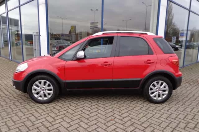 Fiat Sedici (2012) thumbnail 2