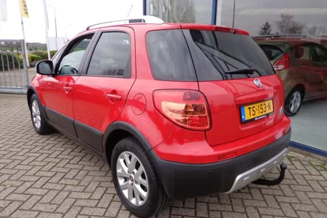 Fiat Sedici (2012) thumbnail 3