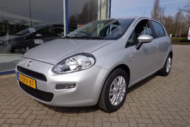 Fiat Punto (2013) thumbnail 1