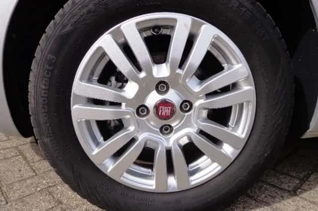 Fiat Punto (2013) thumbnail 6