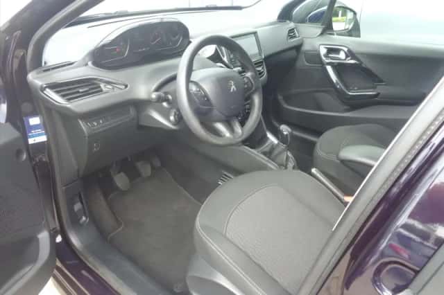 Peugeot 208 (2017) thumbnail 6