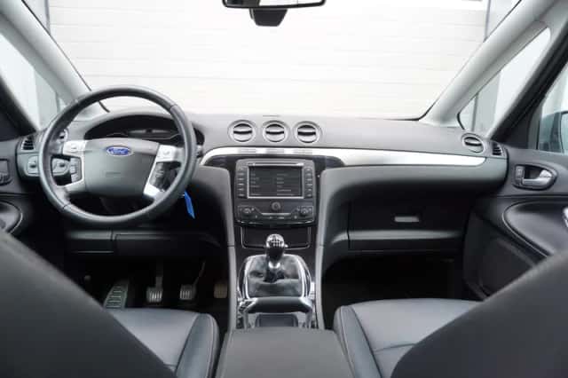 Ford S-Max (2013) thumbnail 6
