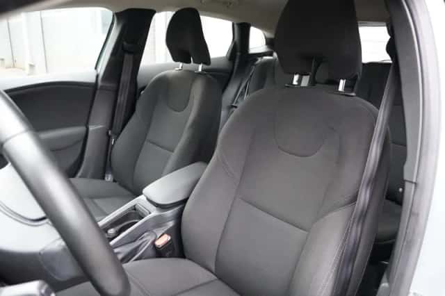 Volvo V40 (2017) thumbnail 5
