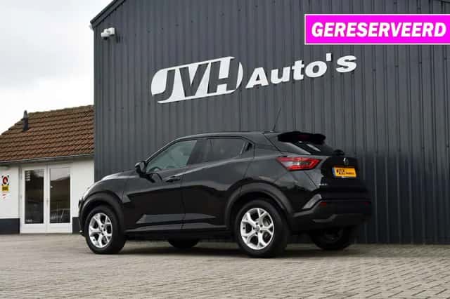 Nissan Juke (2022) thumbnail 3