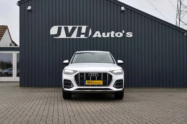 Audi Q5 (2021) thumbnail 4