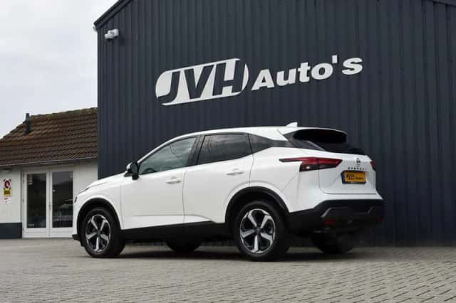 Nissan Qashqai (2024) thumbnail 3