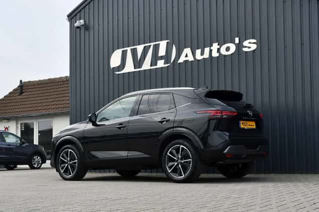 Nissan Qashqai (2023) thumbnail 3