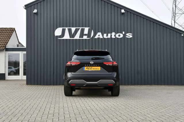 Nissan Qashqai (2023) thumbnail 5