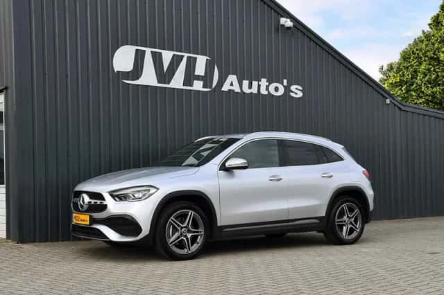 Mercedes-Benz GLA-Klasse (2022) thumbnail 1